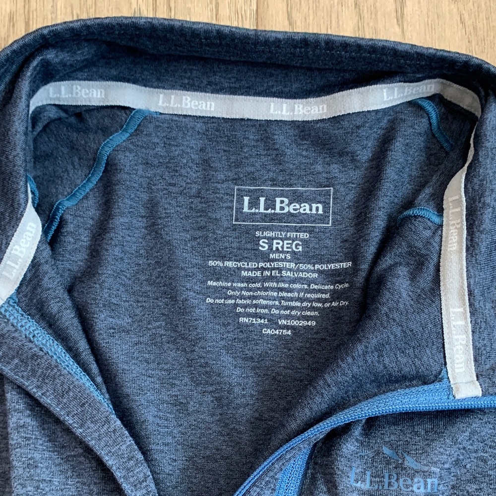 L.L. Bean Men’s Slightly Fitted Quick Dry Trail Tee 1/4 Zip Pullover Size Small - Picture 3 of 12